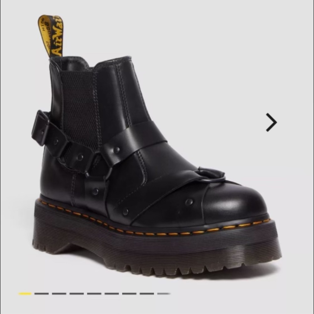 Dr Martens 2976 HARNESS LEATHER PLATFORM CHELSEA BOOTS